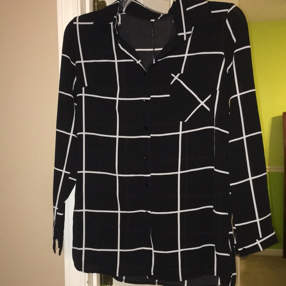Black & white button up